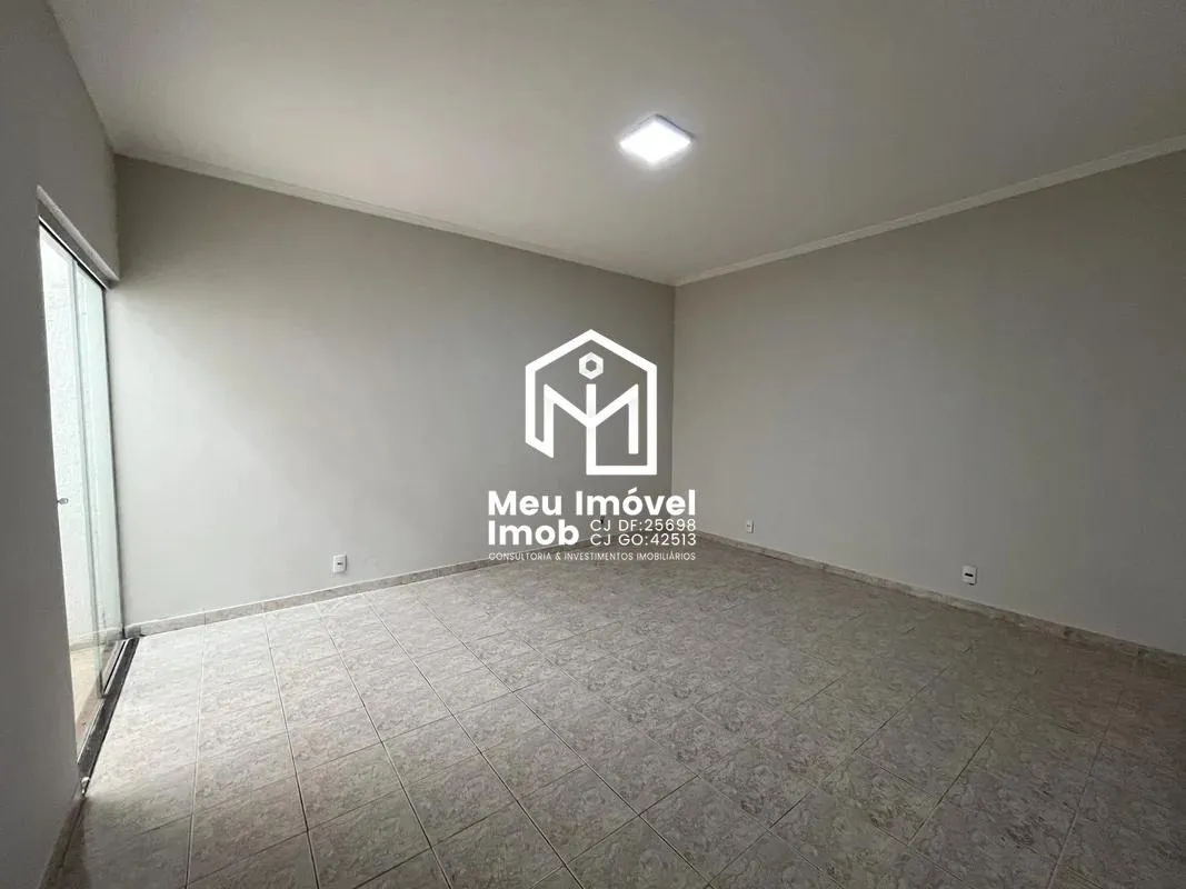 Imagem Casa 4 Quartos 2 Suítes 4 Vagas 300m² Taguatinga/DF