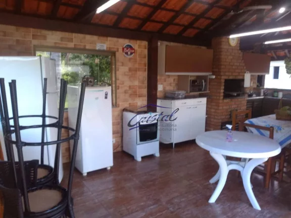 Imagem Chácara com 5 dormitórios à venda, 2400 m² por R$ 1.000.000,00 - Jardim Caju - Pedro de Toledo/SP