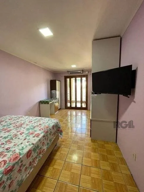 Imagem Casa de 4 dormitórios, bairro Ipanema