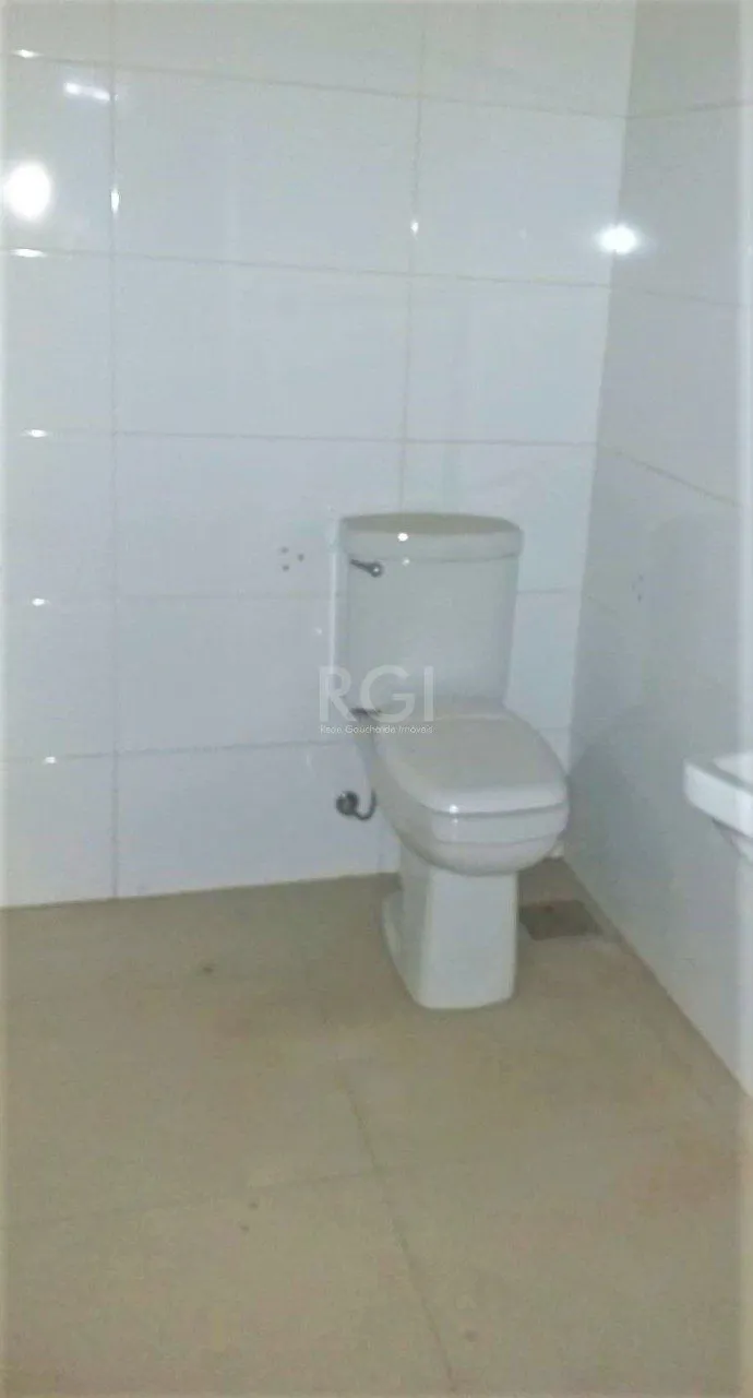 Imagem Casa Comercial para Venda - 250m², 0 dormitórios, 10 vagas - Glória