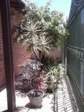 Imagem Excelente casa no melhor ponto do bairro.
