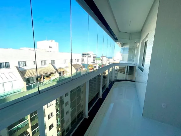 Imagem Viva com sofisticação, conforto e vista para o mar no coração de Guarapari, a poucos passos das ...