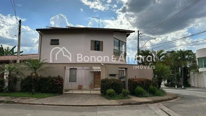 Foto do imóvel Casa estilo sobrado, com 3 quartos, 1 suíte, na Cidade Universitária em Campinas - SP em Rua Desembargador Antão de Moraes, 10 - Cidade Universitária, Campinas - SP