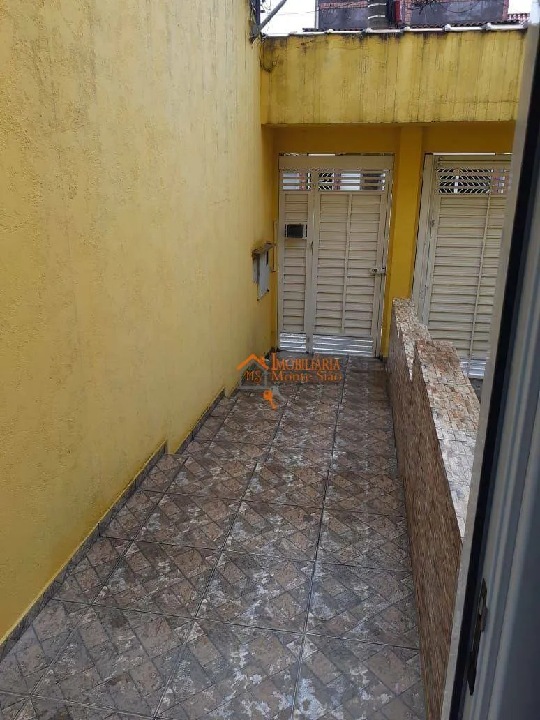 Imagem Sobrado com 4 dormitórios à venda, 265 m² por R$ 800.000,00 - Cidade Jardim Cumbica - Guarulhos/SP