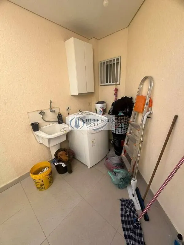 Imagem Sobrado com 3 dormitorios 1 suite 3 vagas Churrasqueira na Vila Rica .