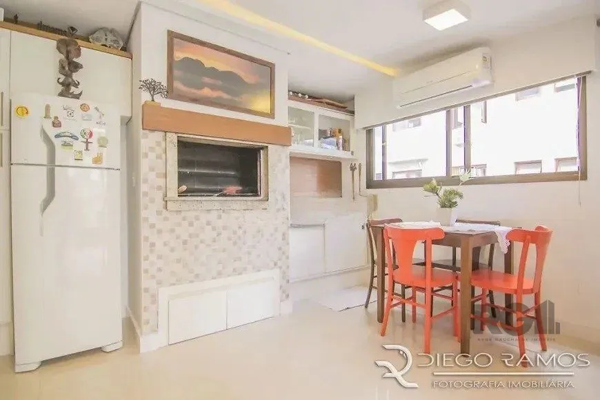Imagem Cobertura à venda com 1 quarto 102 m² Mobiliado Alto Padrão Rua Dario Pederneiras, Petrópolis, Porto Alegre