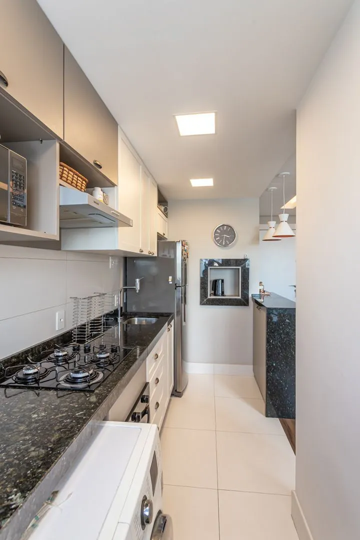 Imagem Apartamento 02 dormit com suíte e 01 vaga, no bairro Azenha, em Porto Alegre.
