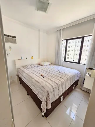 Imagem Apartamento à venda no Stiep, Salvador-BA: 3 quartos, 1 suíte, 1 sala, 2 banheiros, 1 vaga e 70m². Confira!
