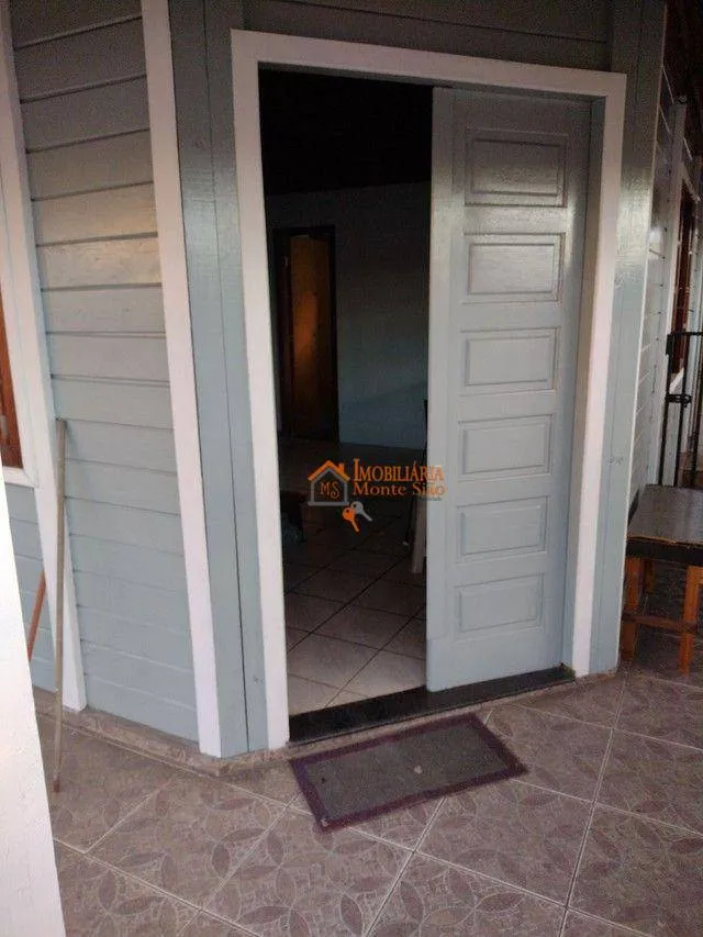 Imagem Sobrado com 4 dormitórios à venda, 160 m² por R$ 450.000,00 - Gopoúva - Guarulhos/SP