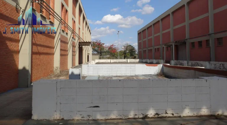 Imagem GALPÃO AC. 70.000m² INDL. À VENDA EM TERRENO 185.000m² - OPORTUNIDADE!!