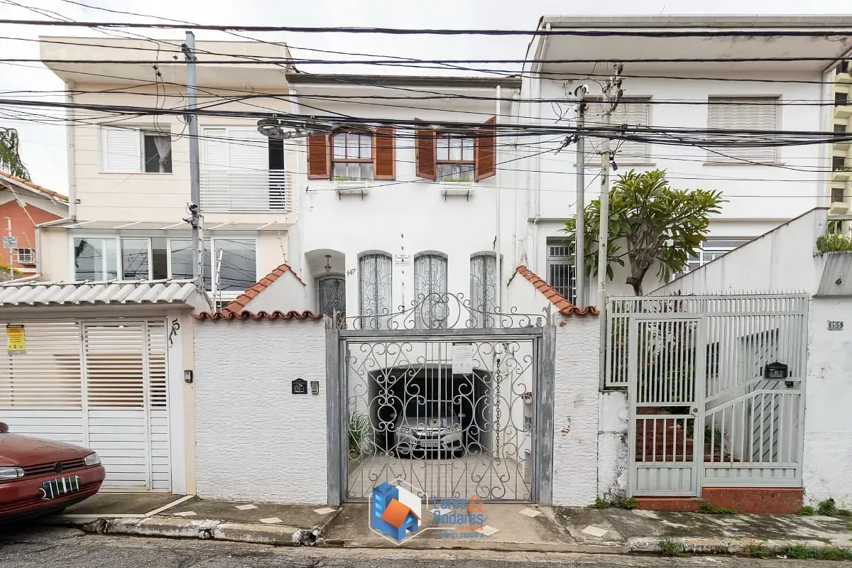 Foto do imóvel Casa para venda em Mirandópolis com 3 quartos, sendo 3 suítes, 284m² em Rua dos Miosótis