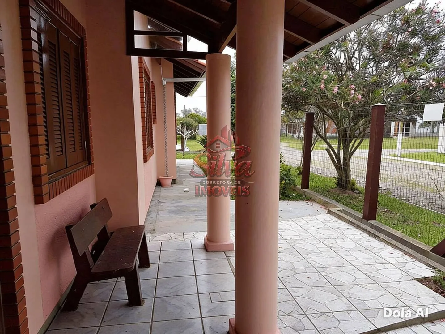 Imagem C859| Casa financiável à venda a 400m do mar no Mariluz