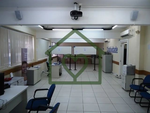 Imagem Prédio Comercial com 4 andares inteiros, mais a cobertura com área de lazer. Preço e disponibilid...