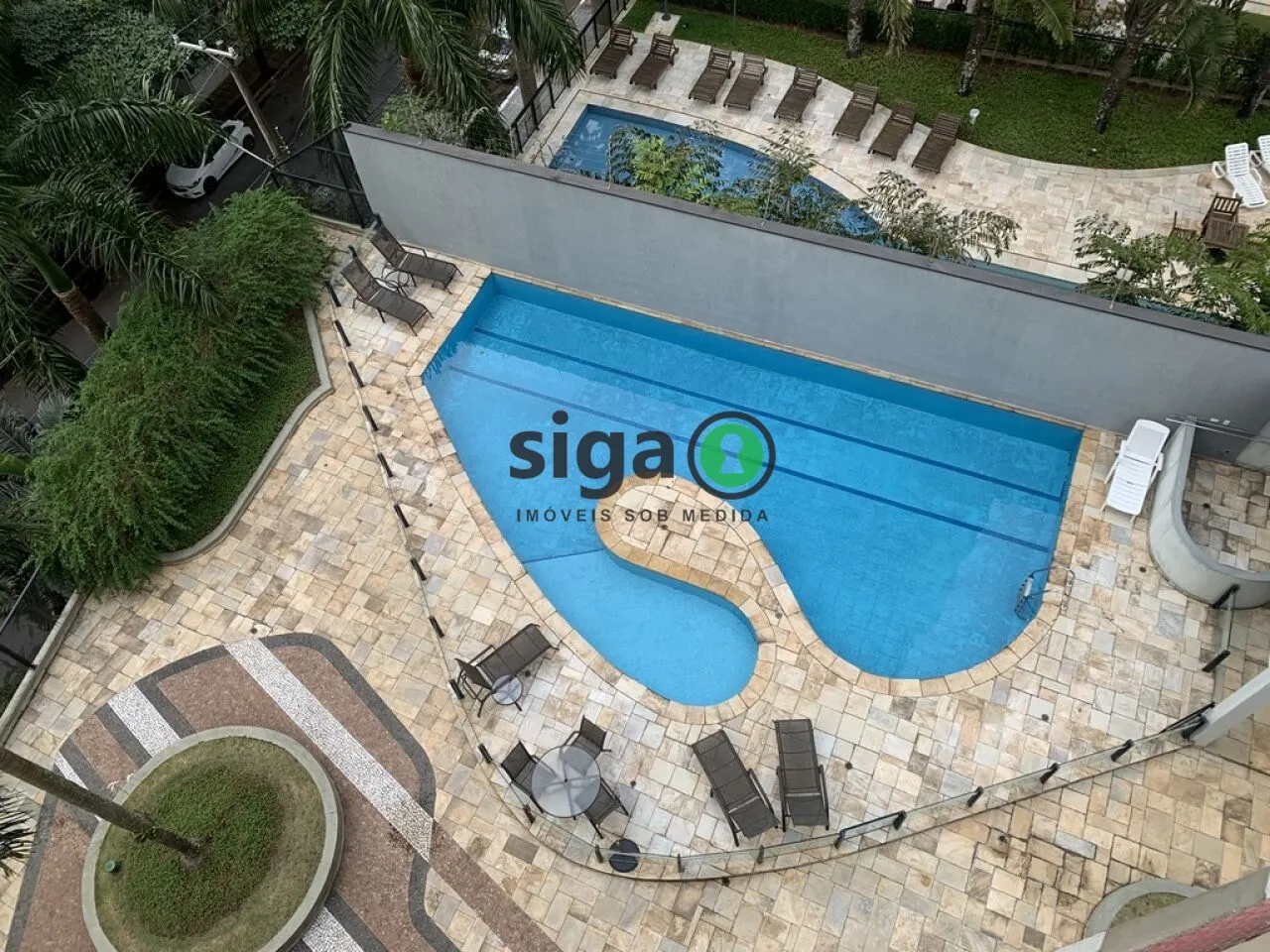 Imagem VENDE na Vila Andrade (Região do Morumbi) Apartamento com 3 quartos suítes e 4 Vagas + Depósito