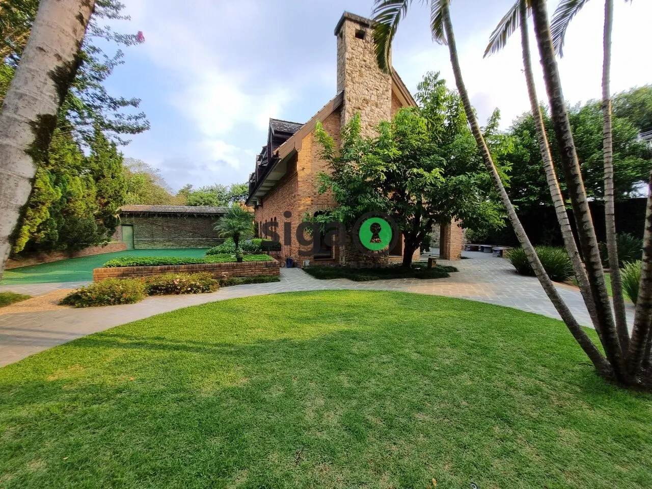 Imagem Casa a Venda em Rua Fechada no Jardim Guedala / Cidade Jardim com 5 quartos