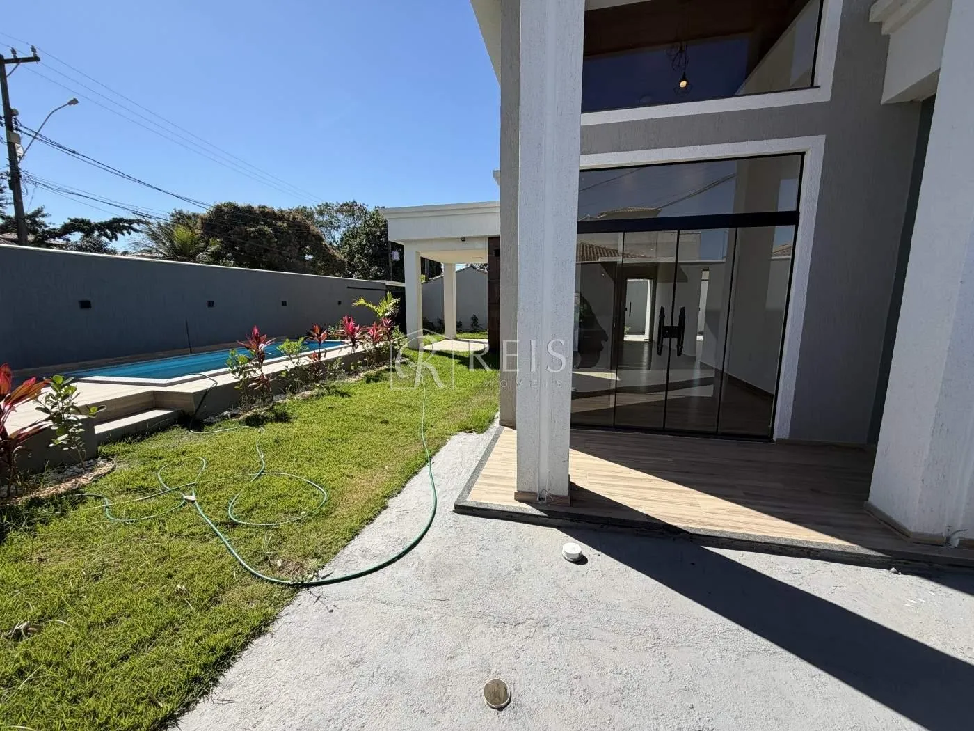 Imagem Casa para Venda em Rio das Ostras, Enseada das Gaivotas, 3 dormitórios, 1 suíte, 2 banheiros, 3 vagas