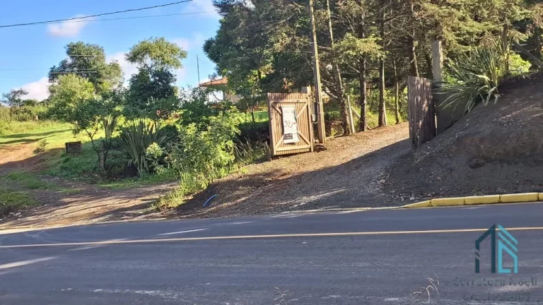 Imagem Casa a venda 03 quartos c/suíte, bem localizada em Guaratuba PR