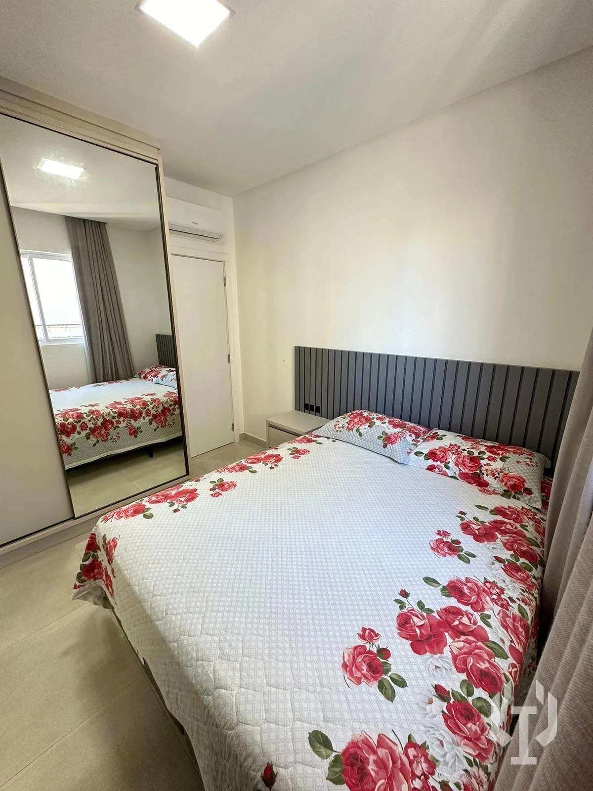 Imagem Apartamento para alugar, no Costa mare, Meia Praia, com 3 quartos, 100m2