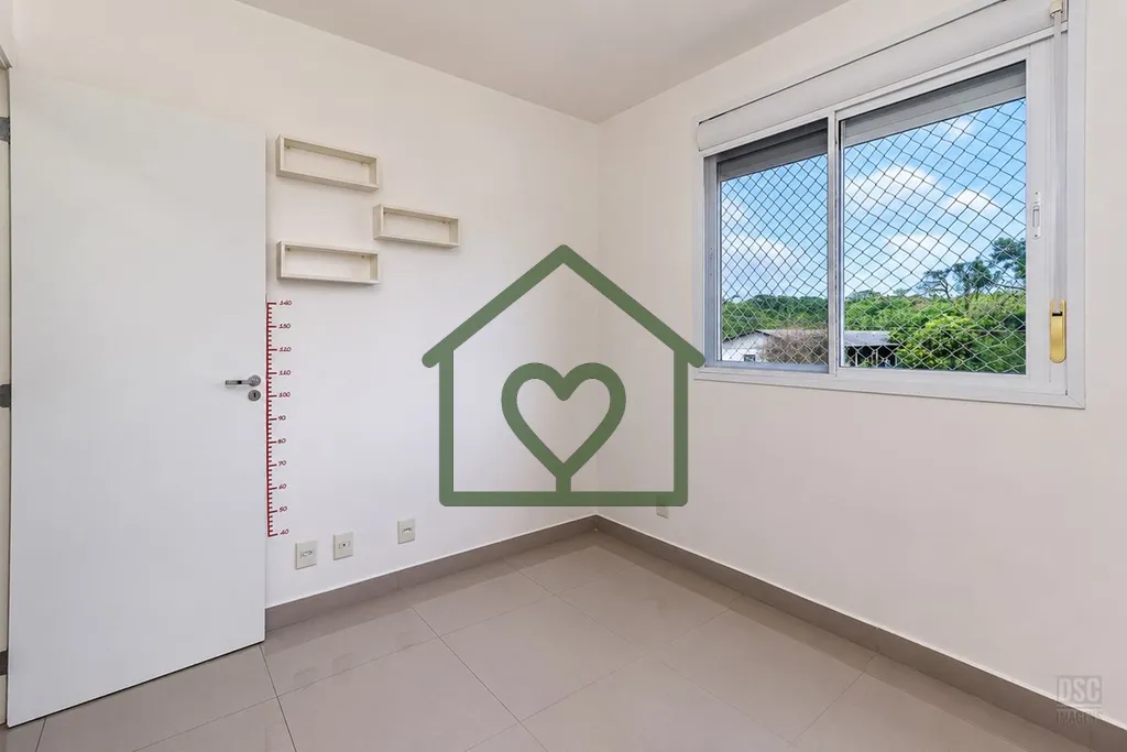 Imagem O apartamento estÃ¡ desocupado, tem privacidade nas janelas. SÃ£o 2 dormitÃ³rios, sendo um deles suÃ...