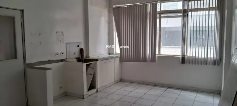 Imagem Aluguel de Conjunto Comercial de Alto Padrão em Pinheiros, São Paulo-SP: 1 sala, 1 vaga de garagem, 70m².