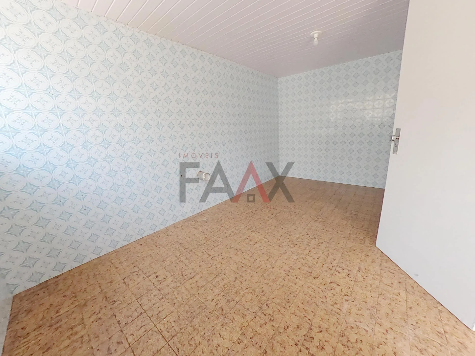 Imagem Casa a venda proximo a praça da ucrania no trianon em Guarapuava - PR