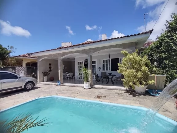 Foto do imóvel Casa de 240m² à venda, com 3 quartos (1 suíte), localizada em Candeias, Jaboatão dos Guararapes - Pernambuco.