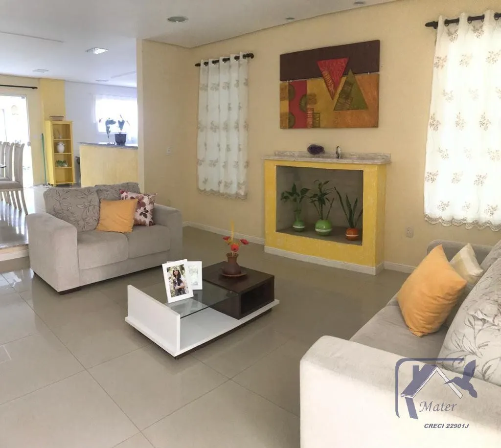 Imagem Casa para Venda - 0m², 5 dormitórios, sendo 2 suites, 2 vagas - Village