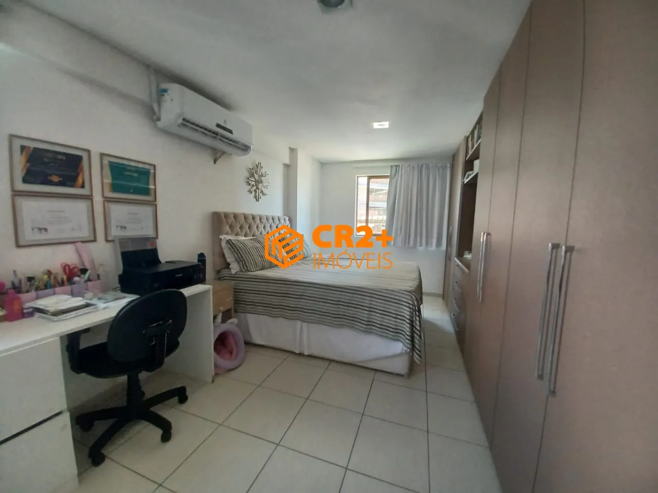 Imagem Apartamento -Boa Viagem- 160m2 - 04 Suites - 05 Quartos - 03 Vagas Garagens.