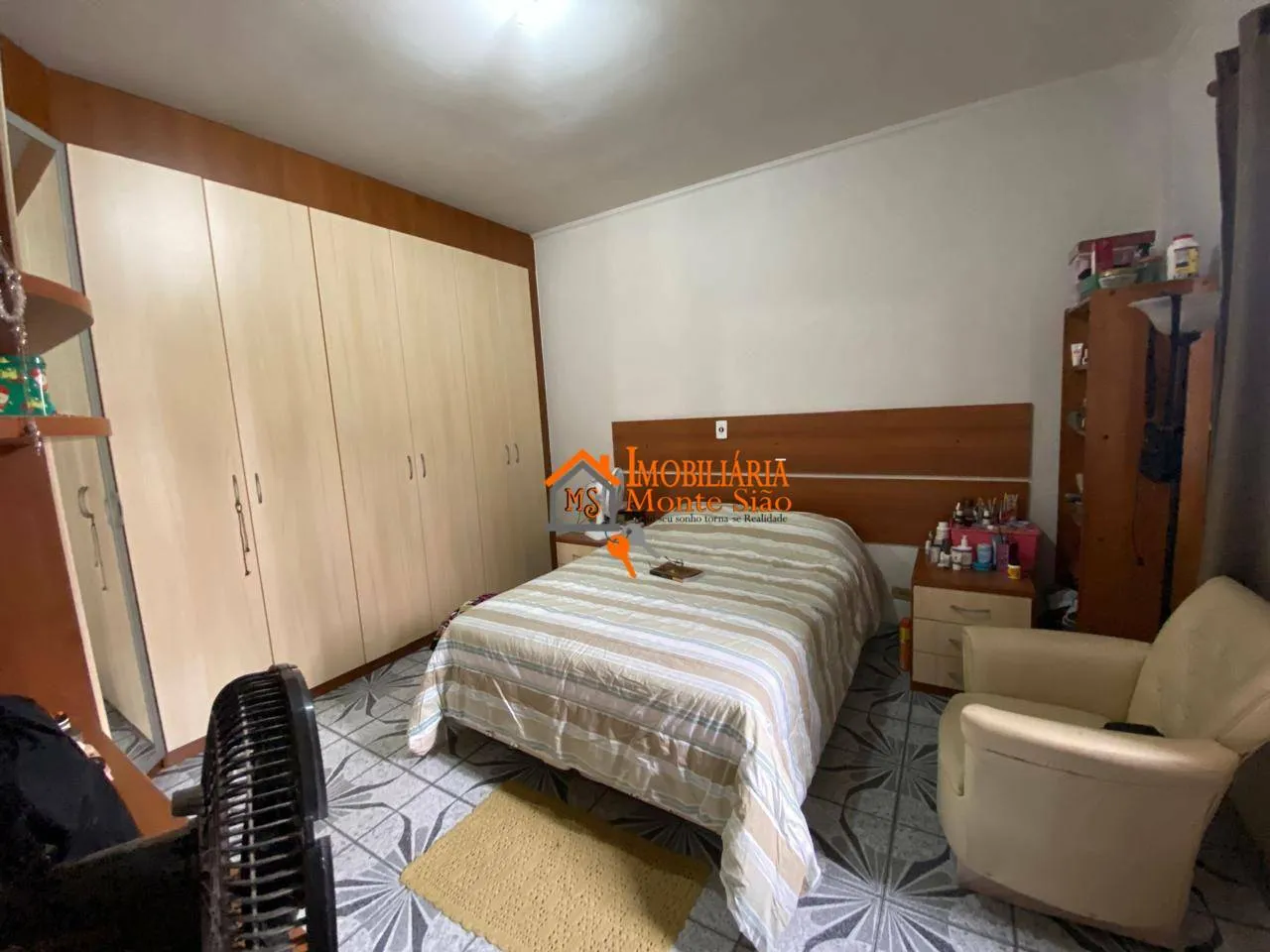 Imagem Sobrado à venda com 125m², 3 quartos, quintal e 3 vagas de garagem - Vila Zanardi, Guarulhos, SP