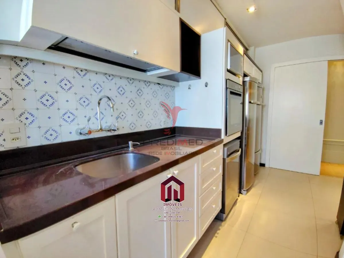 Imagem Apto e Florianópolis tipo para venda em Agronômica com 3 quartos, sendo 1 suíte, 115m²