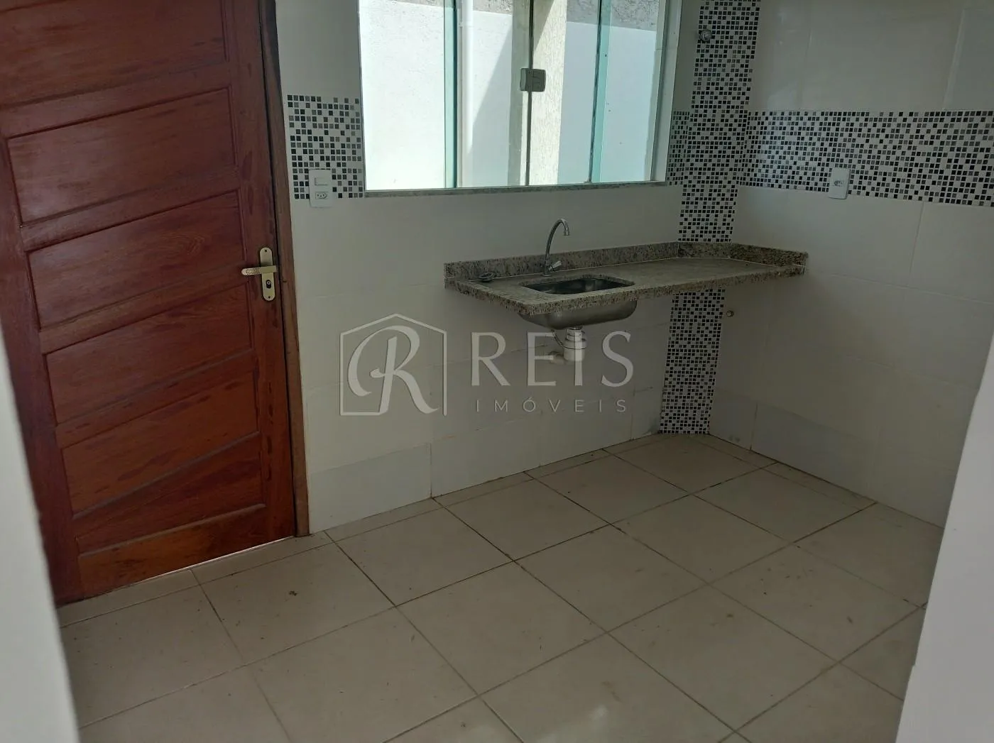 Imagem Casa para Venda em Rio das Ostras, Chácara Mariléa, 2 dormitórios, 1 banheiro, 1 vaga