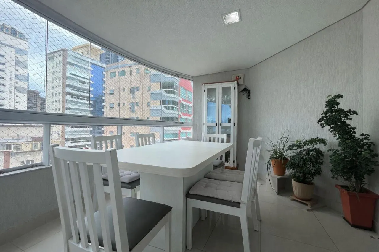 Imagem Apartamento à venda com 156m2 por R$ 2.500.000,00