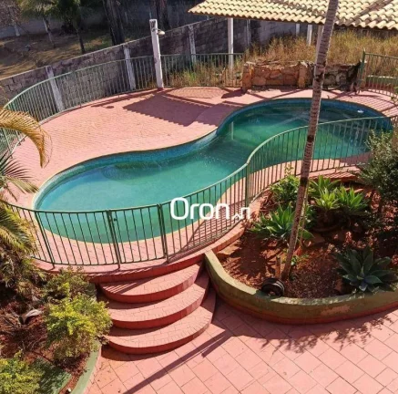 Imagem Sobrado à venda, 500 m² por R$ 1.750.000,00 - Condomínio Parque dos Cisnes - Goiânia/GO