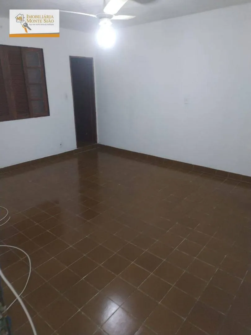 Imagem Sobrado com 5 dormitórios à venda, 200 m² por R$ 742.000,00 - Picanco - Guarulhos/SP