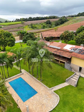 Imagem Chácara com 4.000m² de terreno e muito lazer