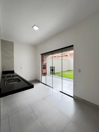 Imagem Casa 2/4 C Suite E Quintal No Parque Montreal