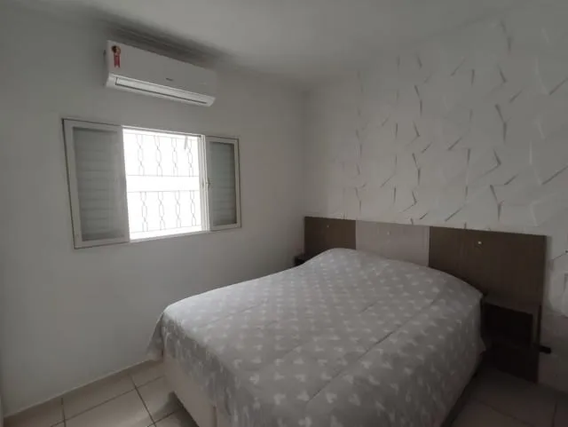 Imagem Casa à venda 2 Quartos, 2 Vagas, 63M², Jardim Continental II, Taubaté - SP