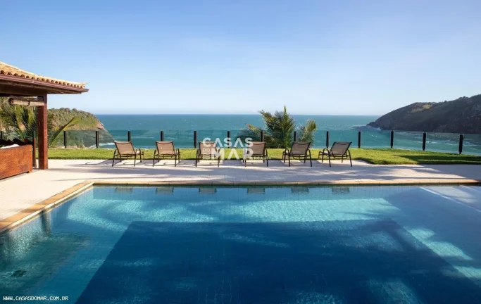 Foto do imóvel Luxuosa mansão à beira-mar em Armação dos Búzios-RJ: 10 quartos, 10 suítes, 3 salas, 11 banheiros, 8 vagas de garagem, 1.100m² de área.