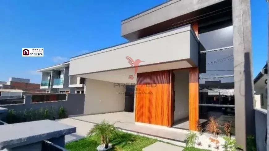 Casa com 3 Quartos e 2 banheiros à Venda, 99 m² por R$ 735.000 Há 5 minutos de centro em Rua José Cosmo Pamplona - Bela Vista, Palhoça - SC