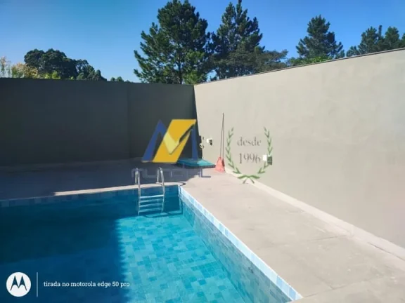 Imagem Linda Casa com 239 m² em Condomínio à Venda com 3 Quartos e 1 Suíte