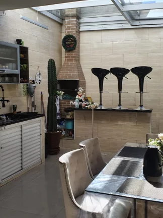 Imagem Casa à venda em São Paulo-SP na Vila Esperança com 4 quartos, 4 suítes e 3 vagas de garagem.