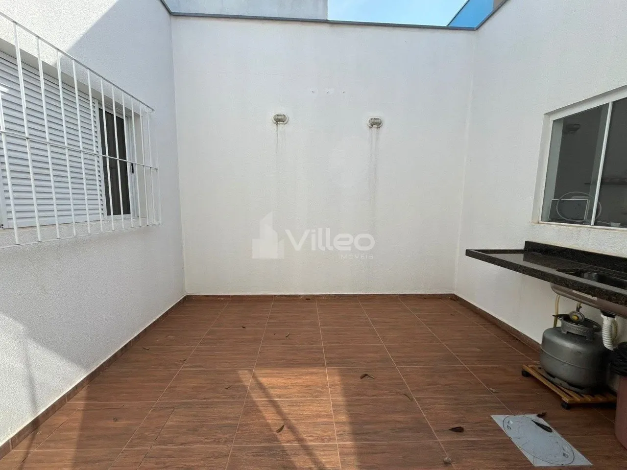 Imagem Excelente oportunidade para quem busca conforto, segurança e praticidade! Esta bela casa térrea es...
