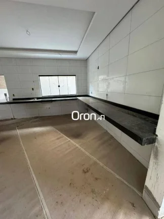 Imagem Sobrado com 3 dormitórios à venda, 204 m² por R$ 790.000,00 - Residencial Canadá - Goiânia/GO