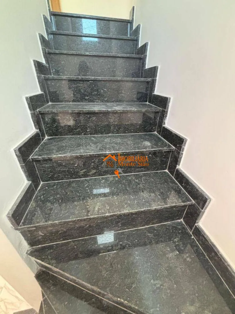 Imagem Sobrado com 3 dormitórios à venda, 101 m² por R$ 550.000,00 - Cidade Parque Alvorada - Guarulhos/SP