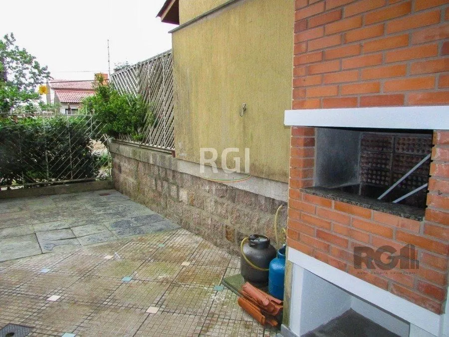Imagem Casa em condomínio para Venda com 3 dormitórios, sendo 1 suites e 2 vagas no bairro Cristal