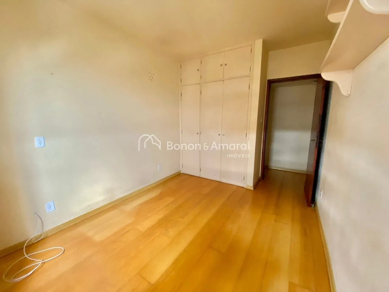 Imagem APARTAMENTO DE 3 DORMITÓRIO NO CAMBUÍ