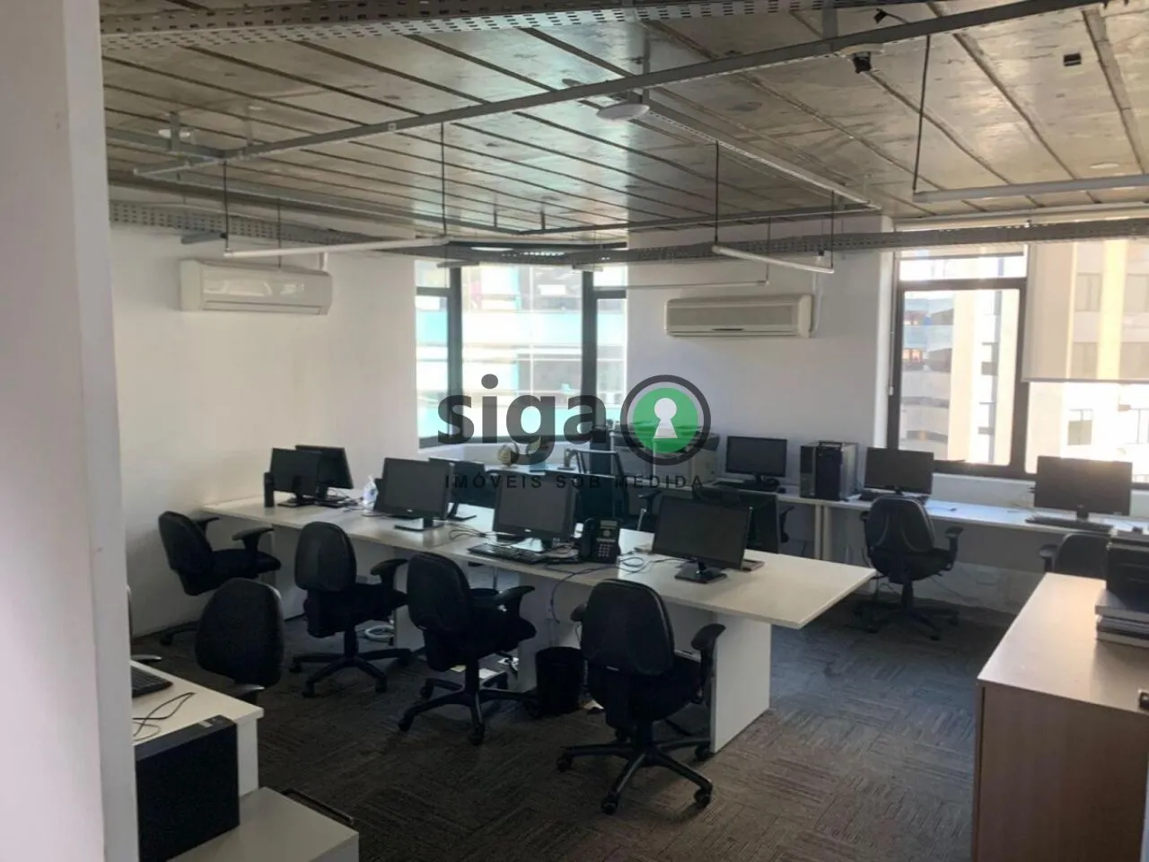 Imagem Conjunto Comercial para Locação - Berrini - 220m² - 4 Vagas