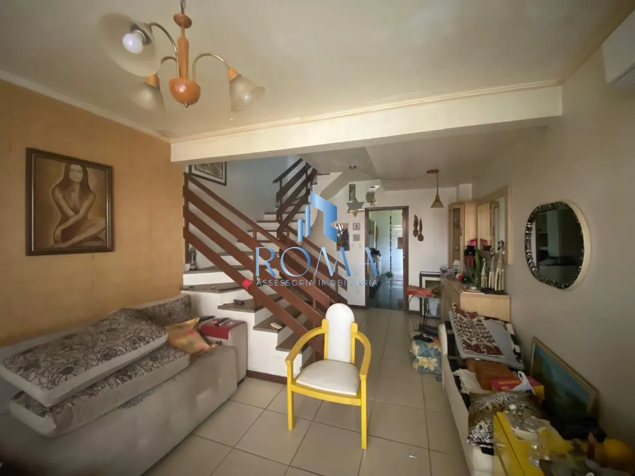 Imagem OPORTUNIDADE : CASA DUPLEX NO CENTRO
