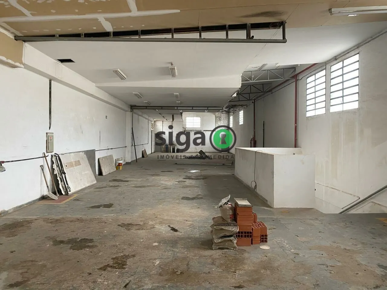 Foto do imóvel GALPÃO COMERCIAL PARA VENDA E LOCAÇÃO, 1.032 m² - CIDADE ADEMAR ZONEAMENTO ZEIS-I