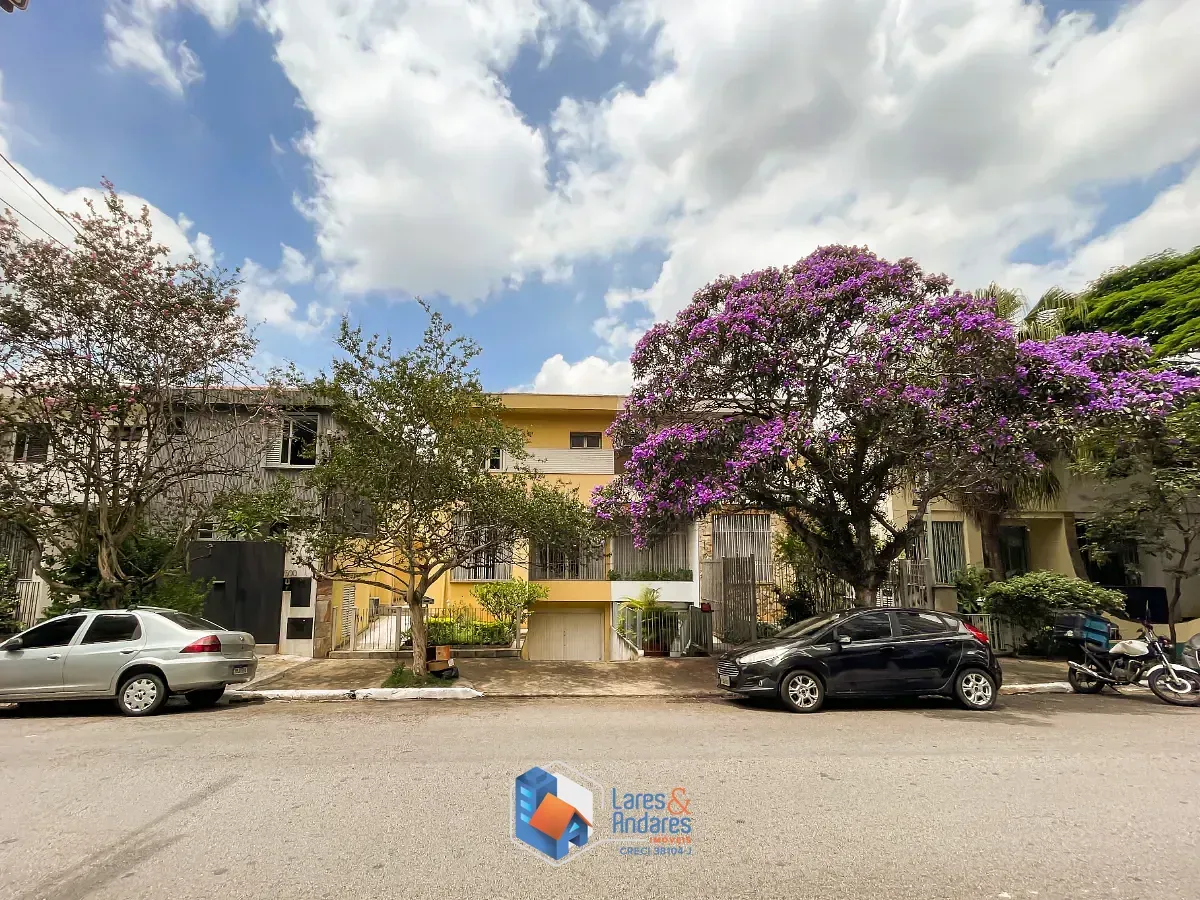 Imagem Casa para venda em Vila Madalena com 5 quartos, sendo 2 suítes, 256m²